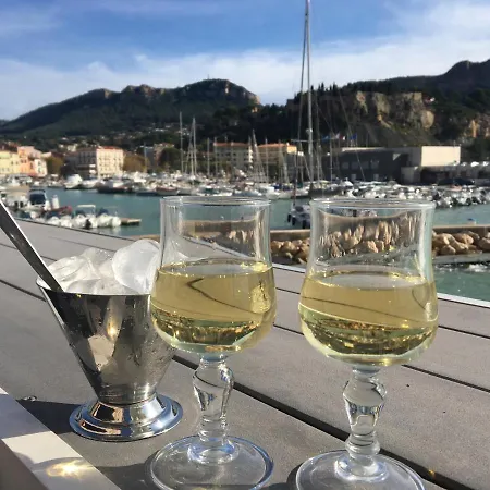 Et Ses Tresors Lägenhet Cassis