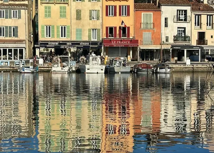 Et Ses Tresors * Cassis